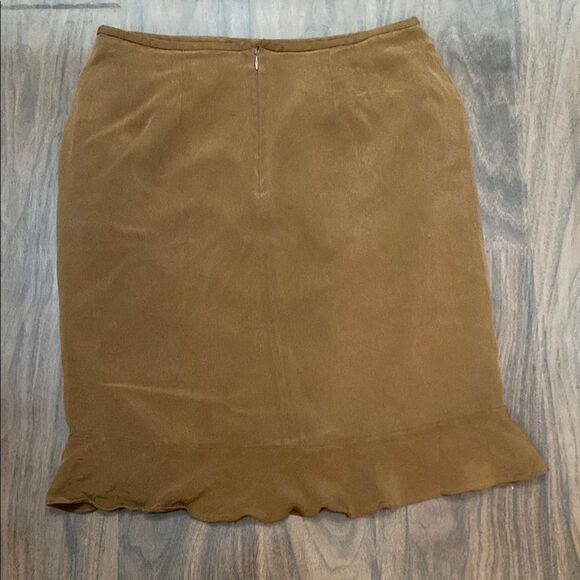 Vintage Dressbarn Brown Caramel Blazer and Skirt Suit 100% Silk - Picture 14 of 14